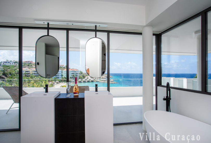 Villa Blue Bay View